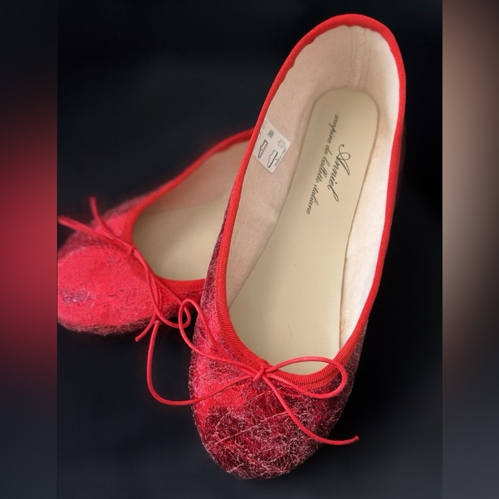 Elegant Red Anniel Italian Ballet Flats – Size 37